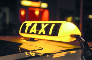 Un taximetrist a murit sub ochii a zeci de oameni după o ceartă pentru un loc de parcare!